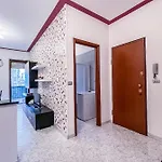 Myhouse Paradiso - Affitti Brevi Italia アパート トリノ
