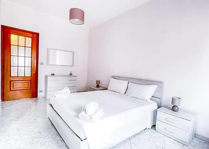 Myhouse Paradiso - Affitti Brevi Italia *